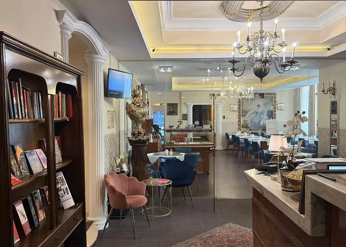 Excellence Hotel
